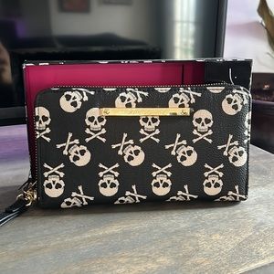 Betsey Johnson Skull Wallet